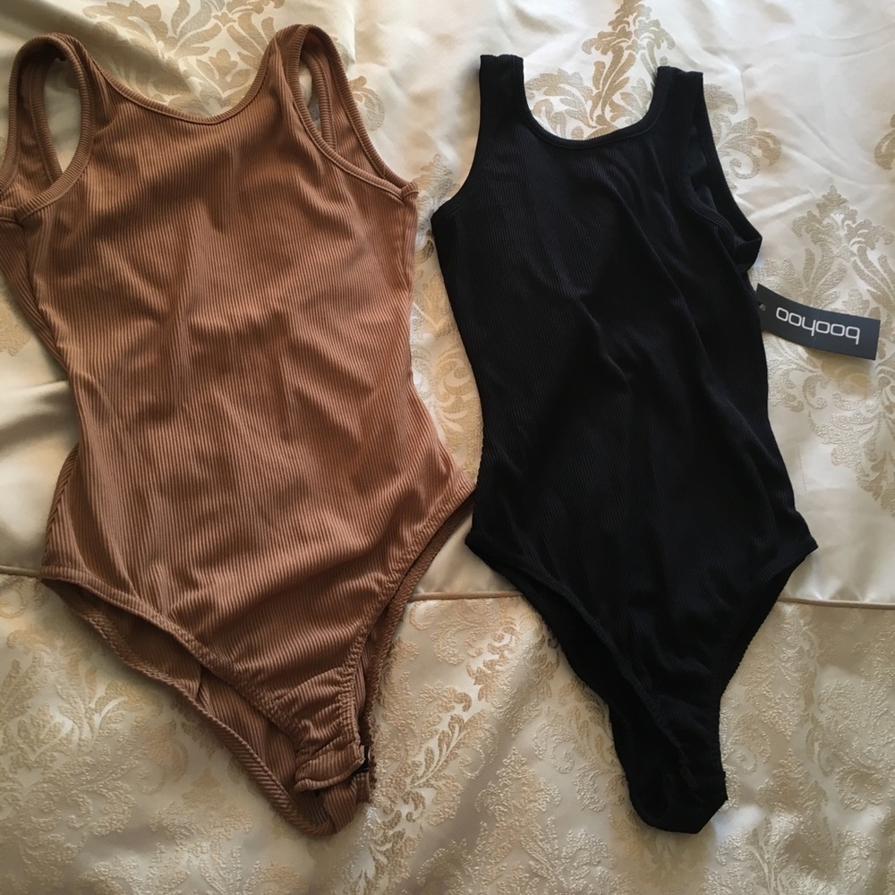 2 Petite Lulu Scoop Ribbed Basic Bodysuits